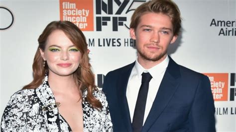 2024 nude scenes|Joe Alwyn Talks Filming Sex Scenes with Friend Emma Stone.